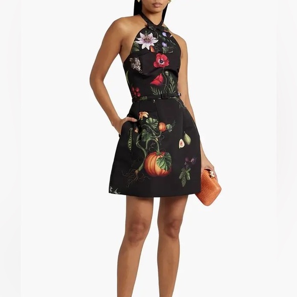 Oscar de la Renta Dresses & Skirts - Oscar de la Renta Black Floral Mini Dress
